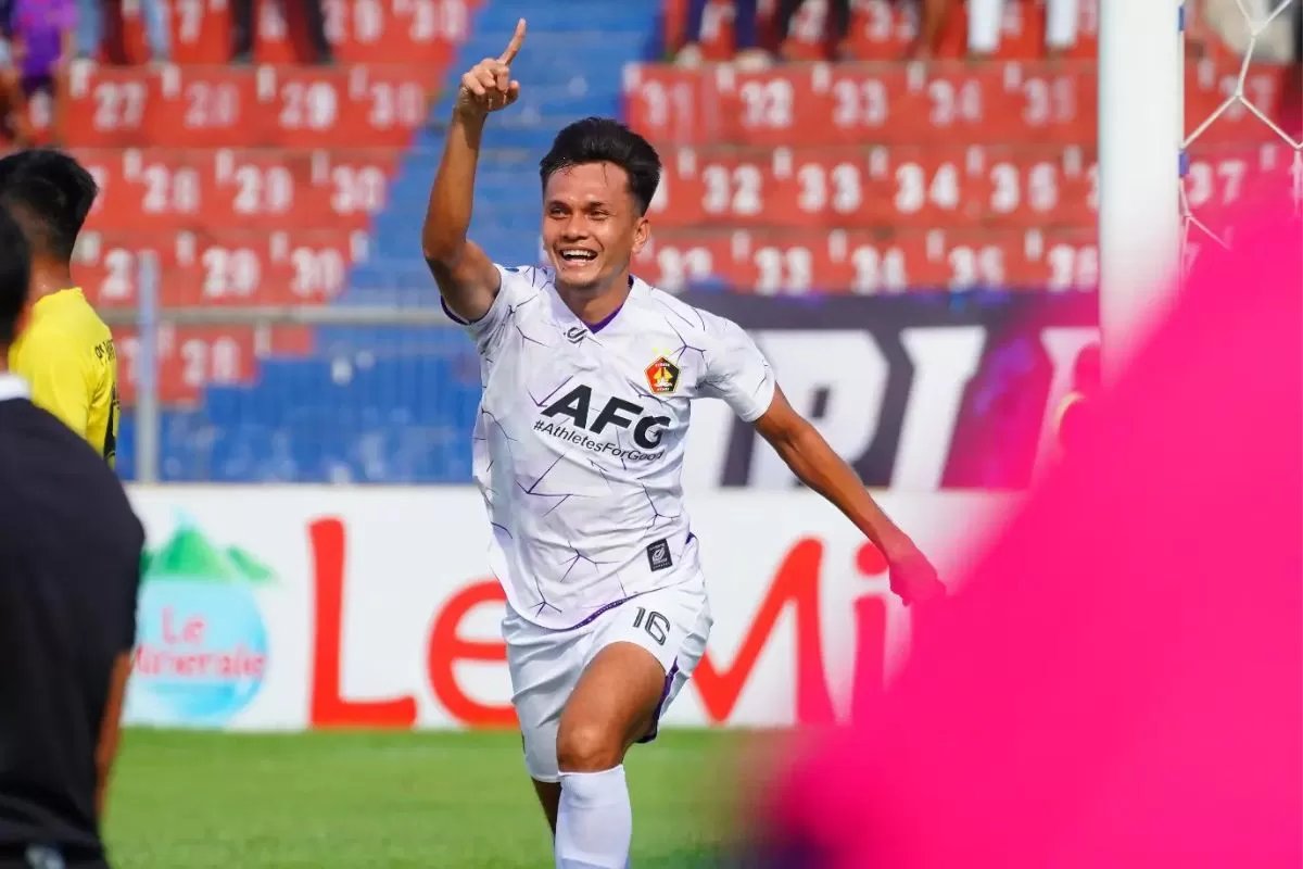 Bursa Transfer Liga 1: Hamra Hehanussa  Makin Dekat ke Persib, Status Free Transfer Jadi Keuntungan