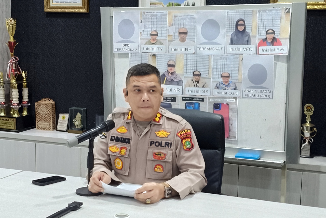 Peluru Nyasar Hantam Genteng Rumah di Cengkareng, Polisi Selidiki Asal Tembakan