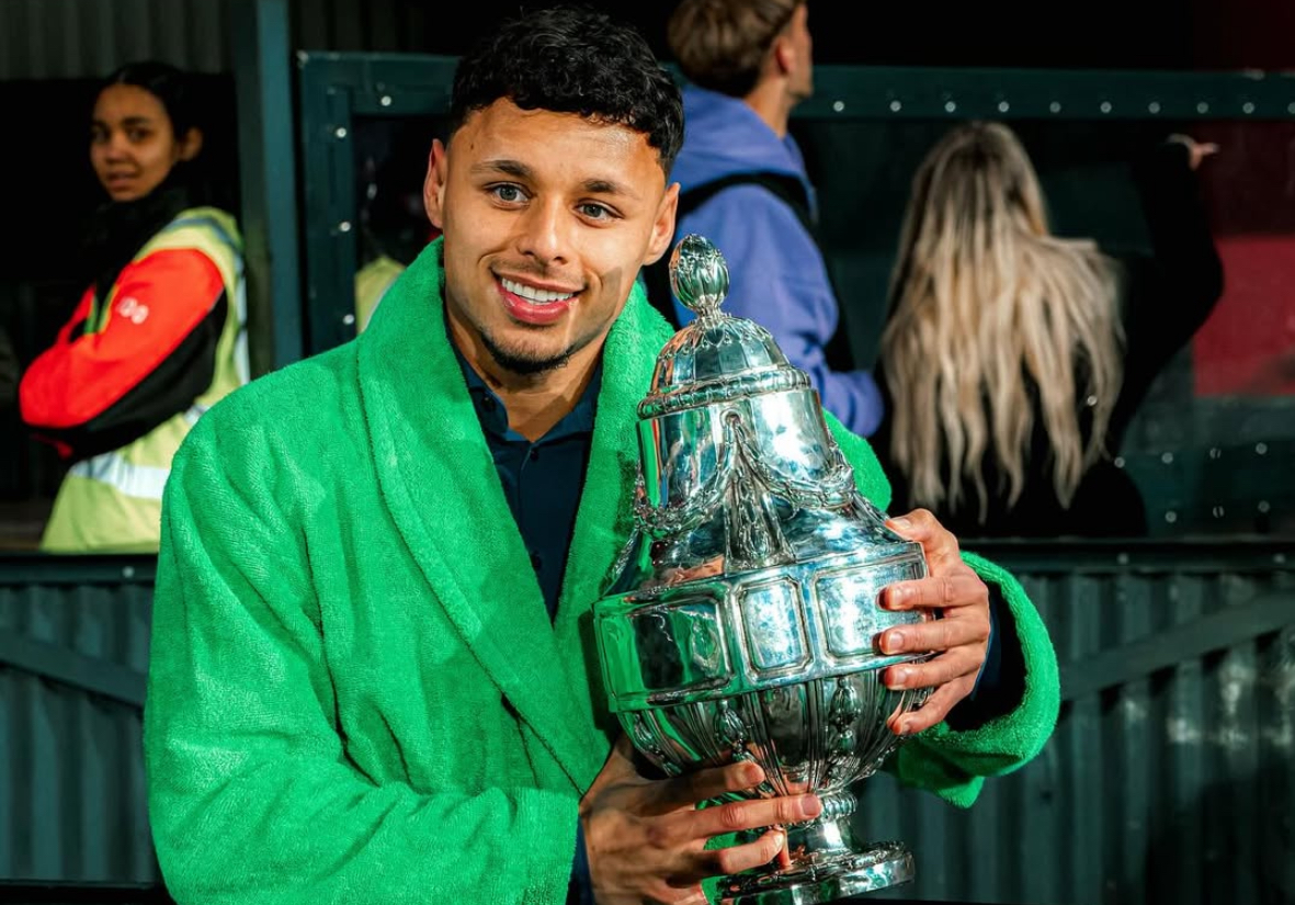 Jay Idzes Terharu! Dean James Angkat Trofi KNVB, Pascal Struijk ke EPL, Sinar Baru Bintang Timnas Indonesia di Eropa