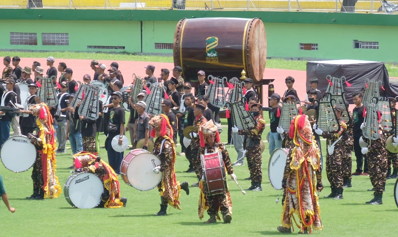 Drum Band Banser di 1 Abad NU Bikin Merinding, padahal Baru Geladi Bersih