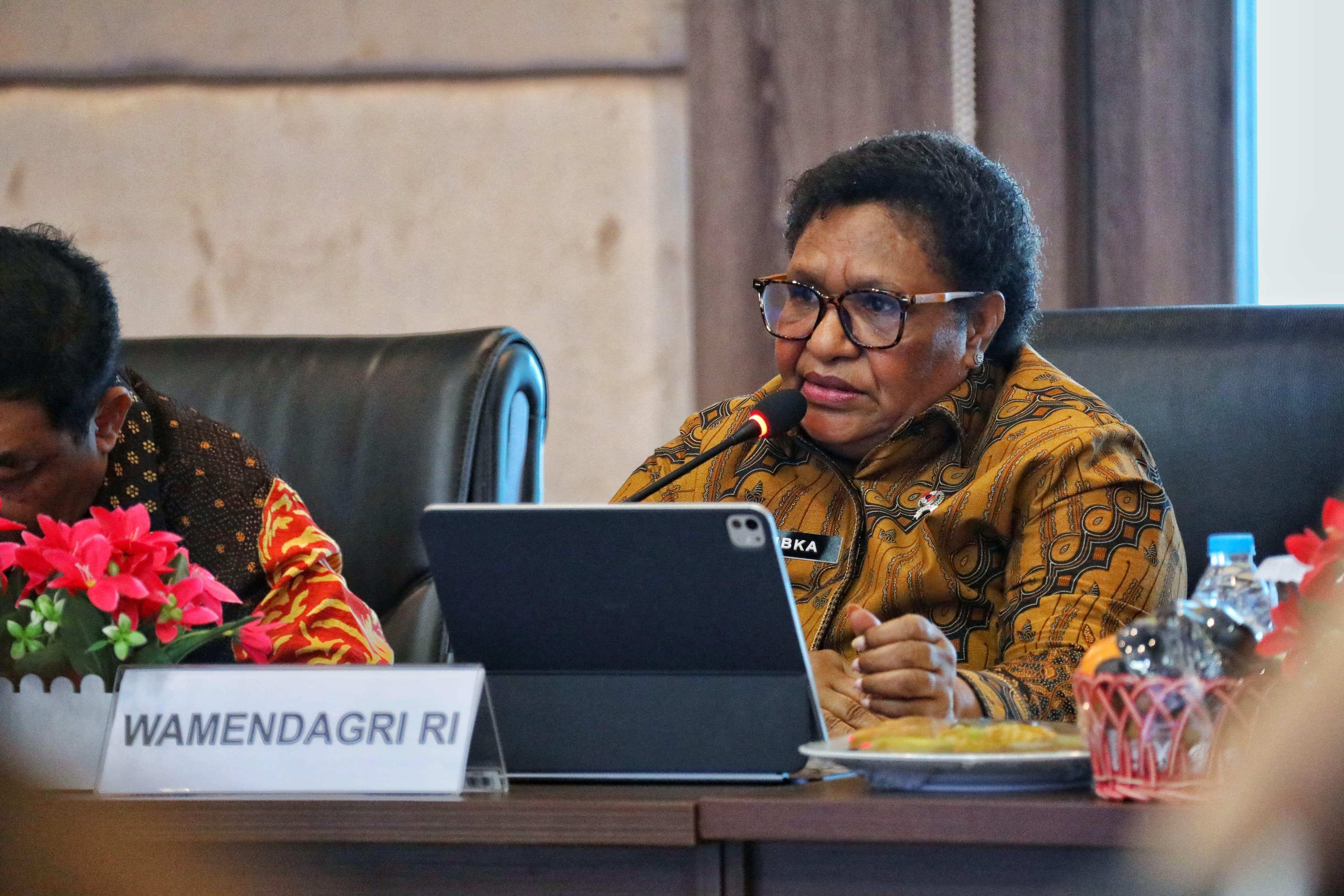 Wamendagri Ribka Haluk Ingatkan Pemda se-Papua Segera Lengkapi Administrasi Penyaluran Dana Otsus 