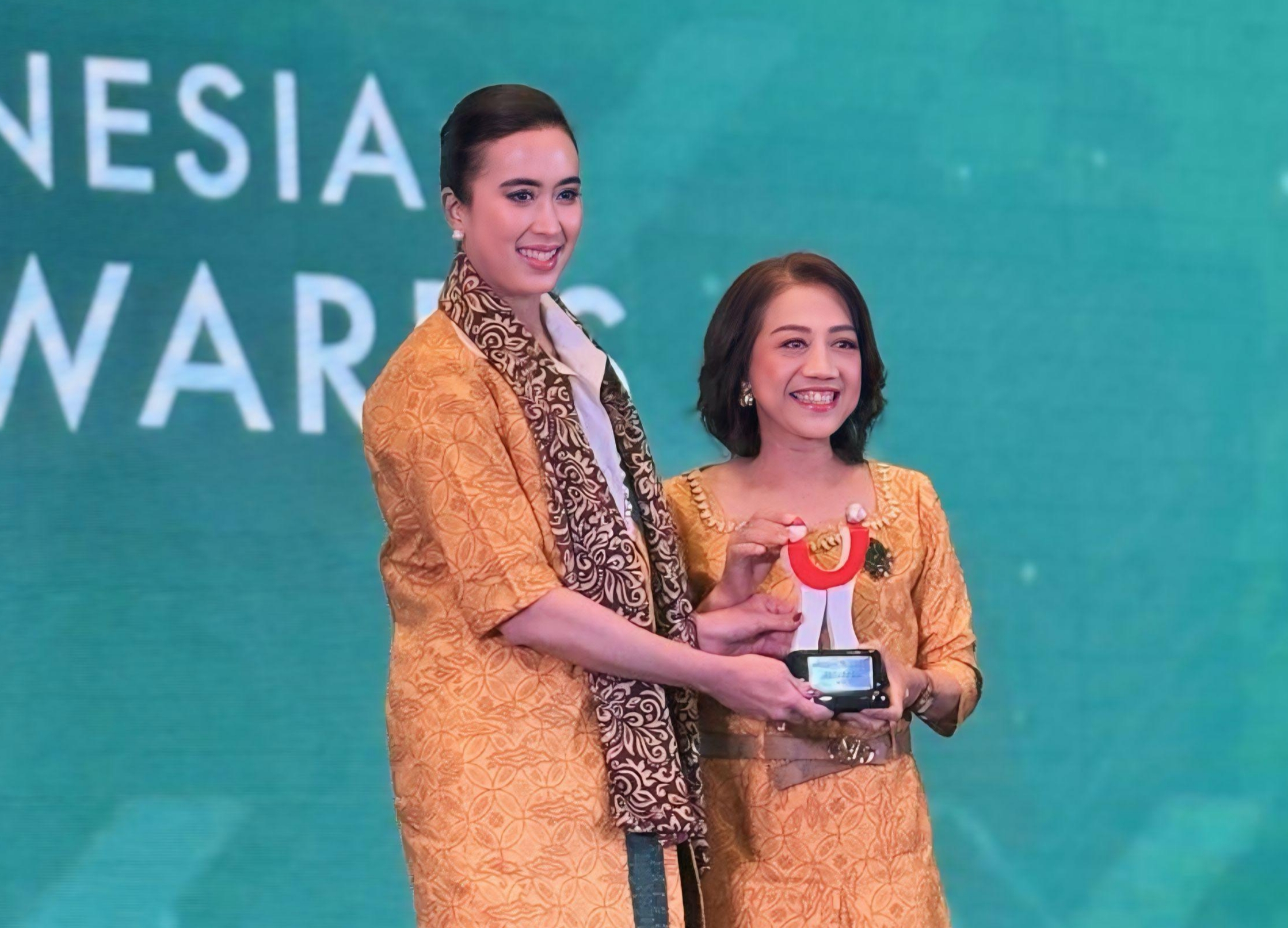 Ini Ritel Terbaik di Bidang Kesehatan dan Kecantikan di Indonesia Retail Summit & Expo 2025
