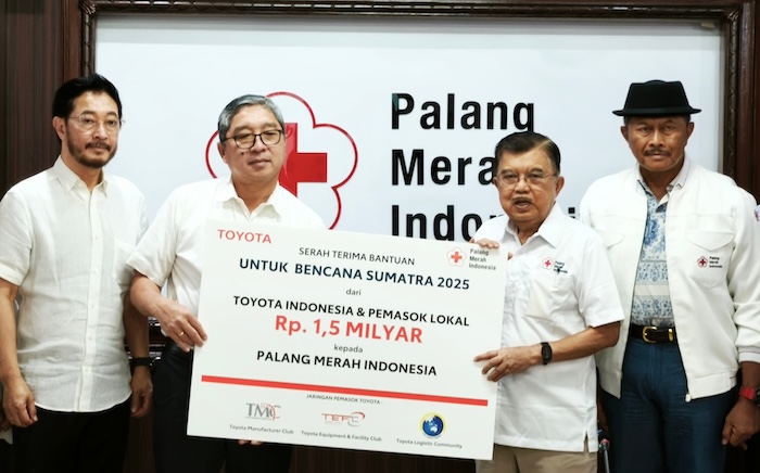 TMMIN Gandeng PMI Pusat Salurkan Donasi Percepatan Pemulihan Korban Bencana Sumatera