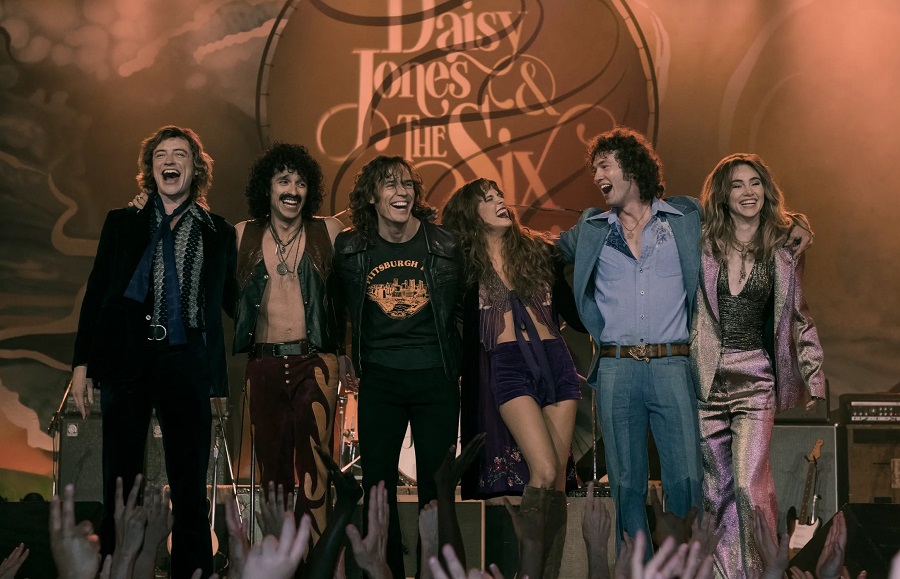 Review Serial Daisy Jones & The Six di Prime Video: Romantisme Rock ‘n Roll Era 70an