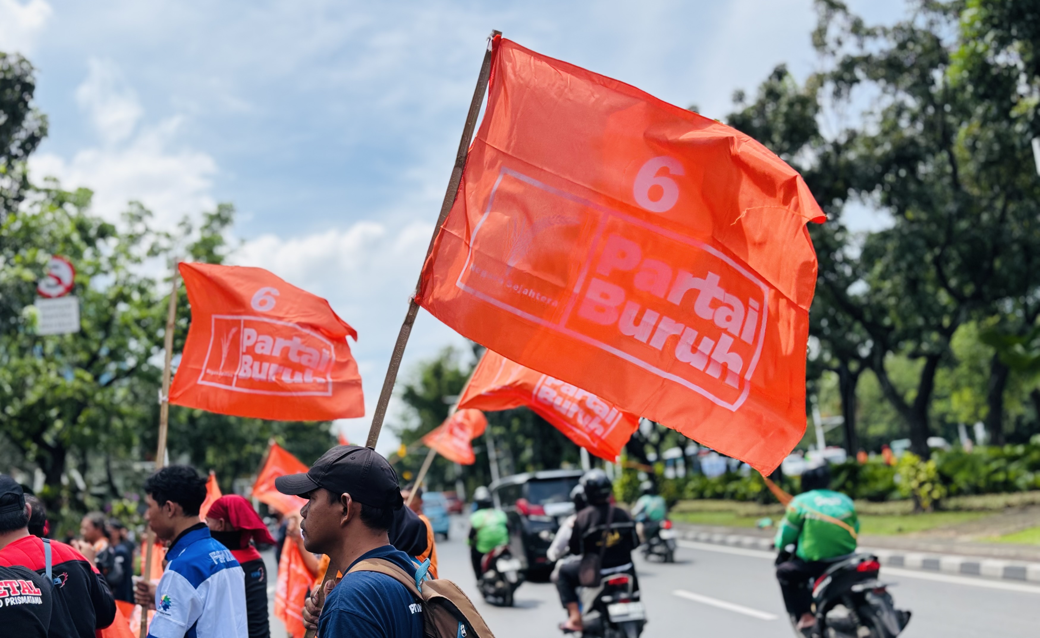 Jelang Penetapan UMP 2026, Buruh Demo di Balai Kota: Tuntut Upah Jakarta Rp5,8 Juta