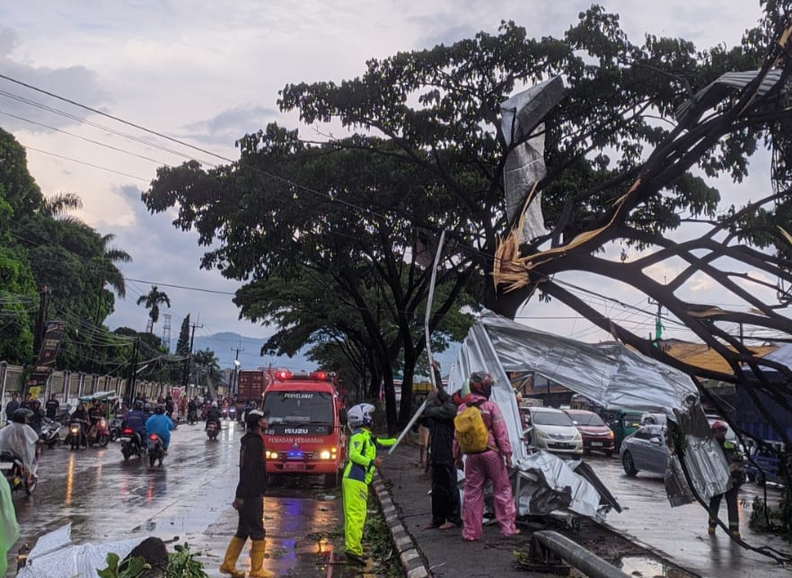 Indonesia Mulai Masuki Pancaroba Pada Maret-April, Risiko Cuaca Ekstrem Meningkat