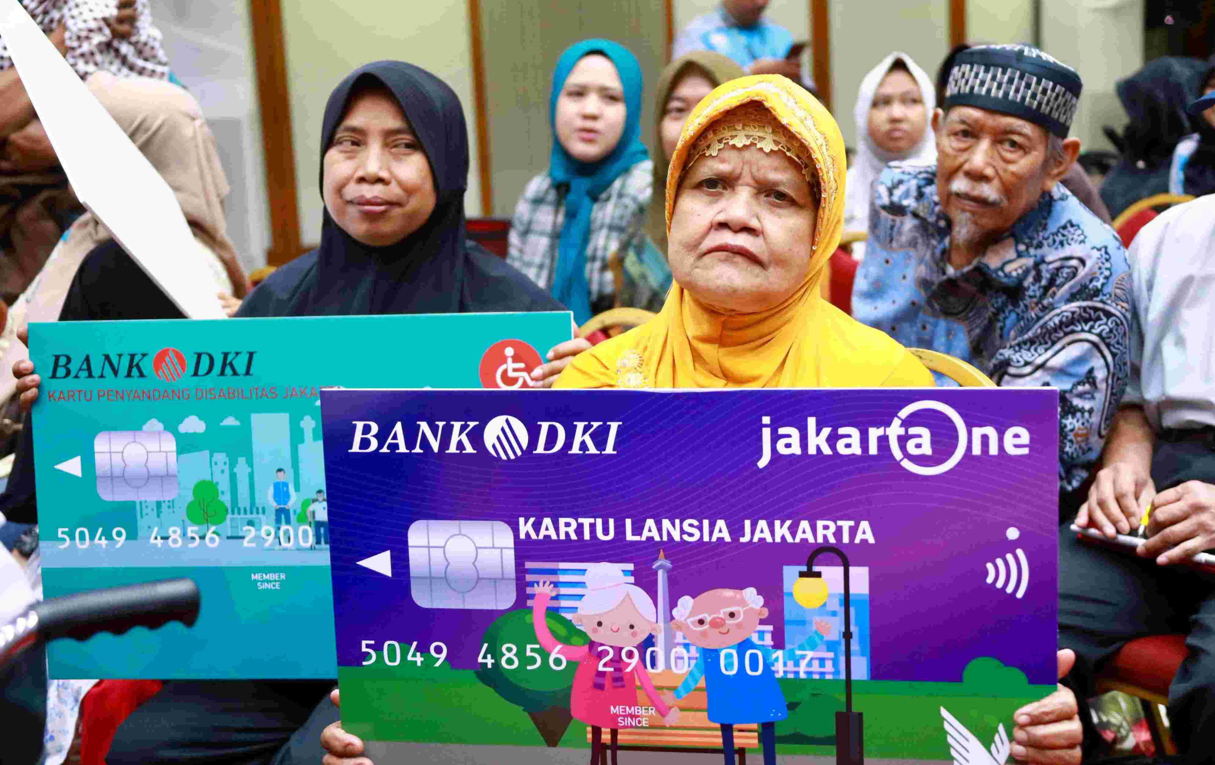 Jelang Lebaran 2025, Pramono Cairkan Bansos Rp900 Ribu untuk 147.304 Penerima Manfaat