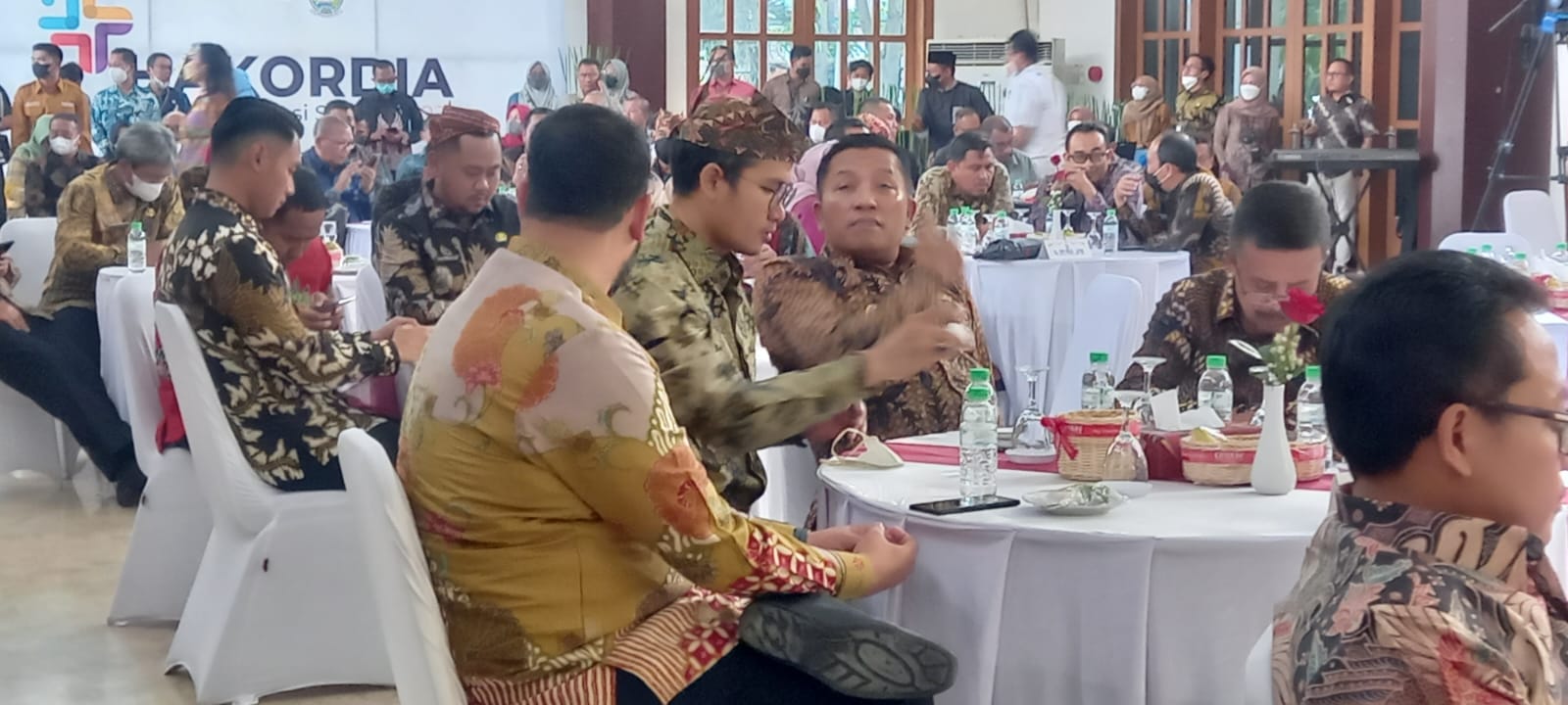 Bupati Bangkalan Abdul Latif Amin Imron Diduga Terima Gratifikasi dan Suap Rp 5,3 Miliar 