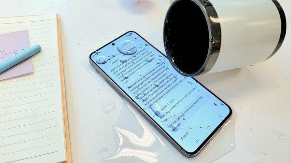 Galaxy A57 5G Andalkan IP68 untuk Hadapi Cipratan Air dan Debu