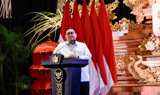 Petahana Mencalonkan Diri Jadi Salah Satu Isu Krusial Pemilihan 2024