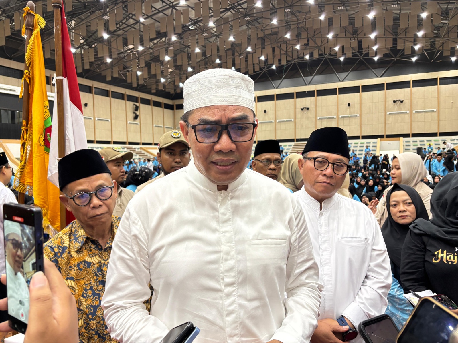 Tradisi Pelepasan Haji di Samarinda, Wali Kota Bekali 1.024 Jemaah Uang Saku Riyal