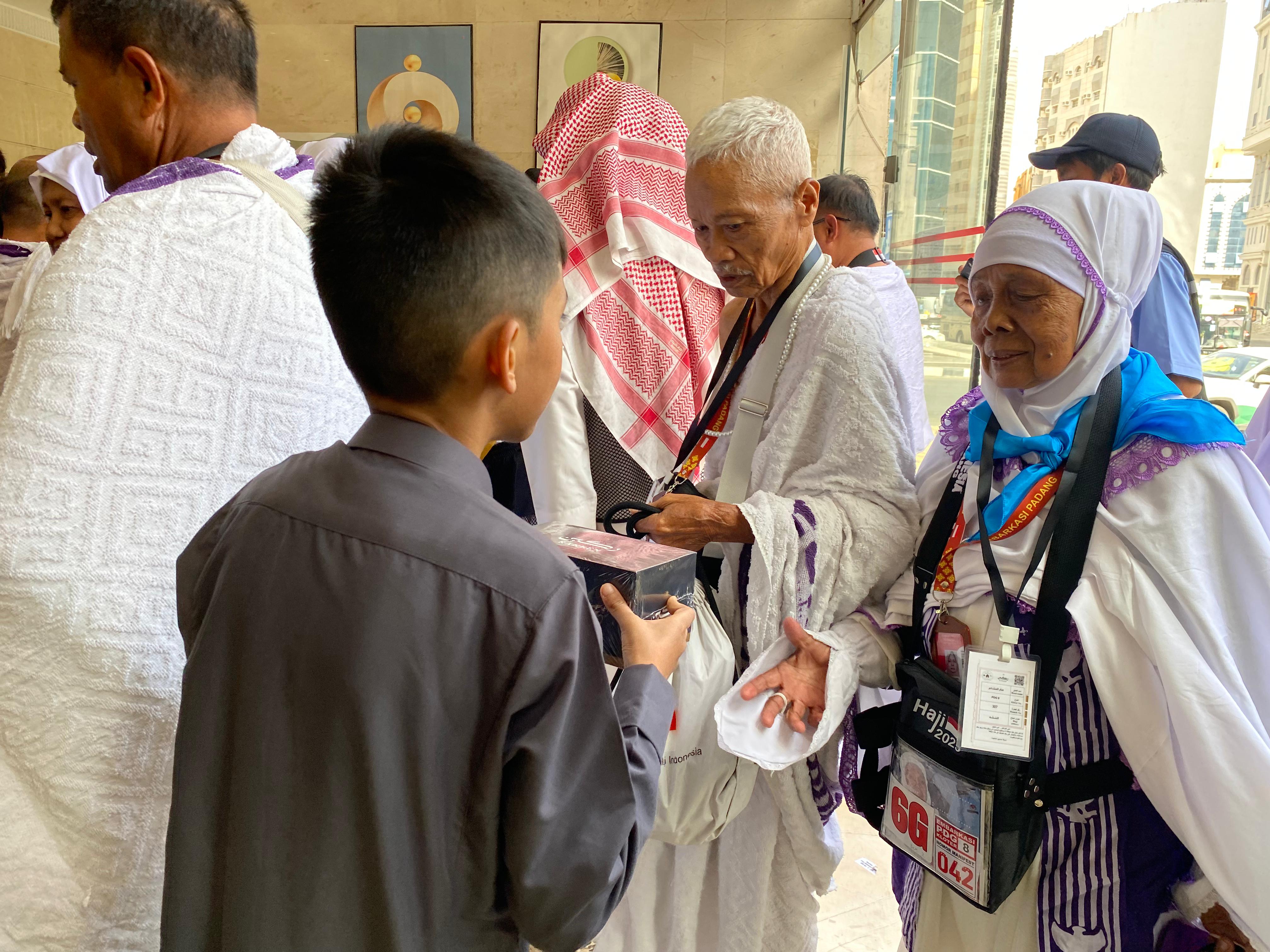 Demi Kemanusiaan, Jamaah Haji yang Terpisah Kini Bisa Disatukan di Makkah