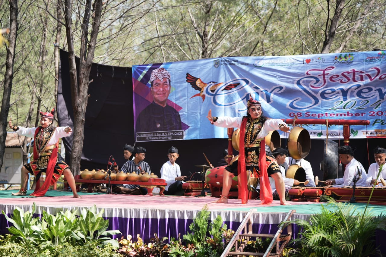 Anugerah Patriot Jawi Wetan II 2024: Festival 'Gir Sereng' Kenalkan Pantai Permata Pilang