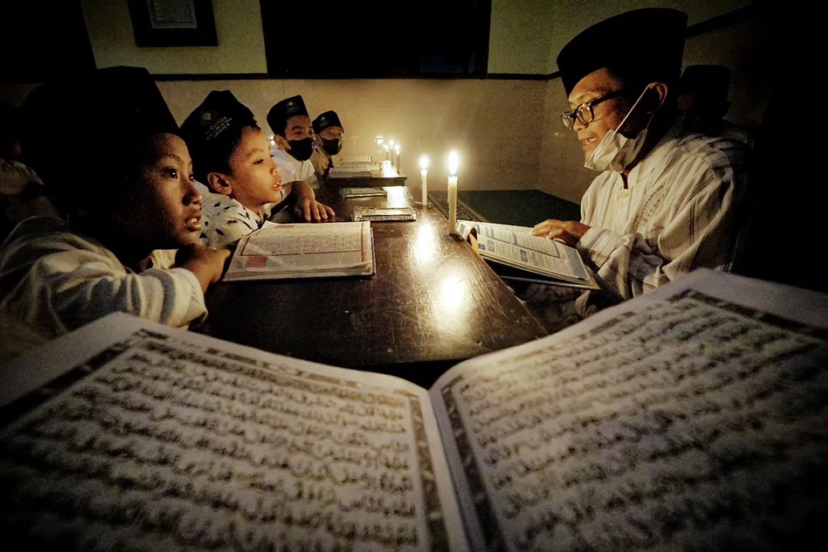 Tips Iktikaf di Malam Lailatul Qadar Agar Ibadah Makin Khusyuk