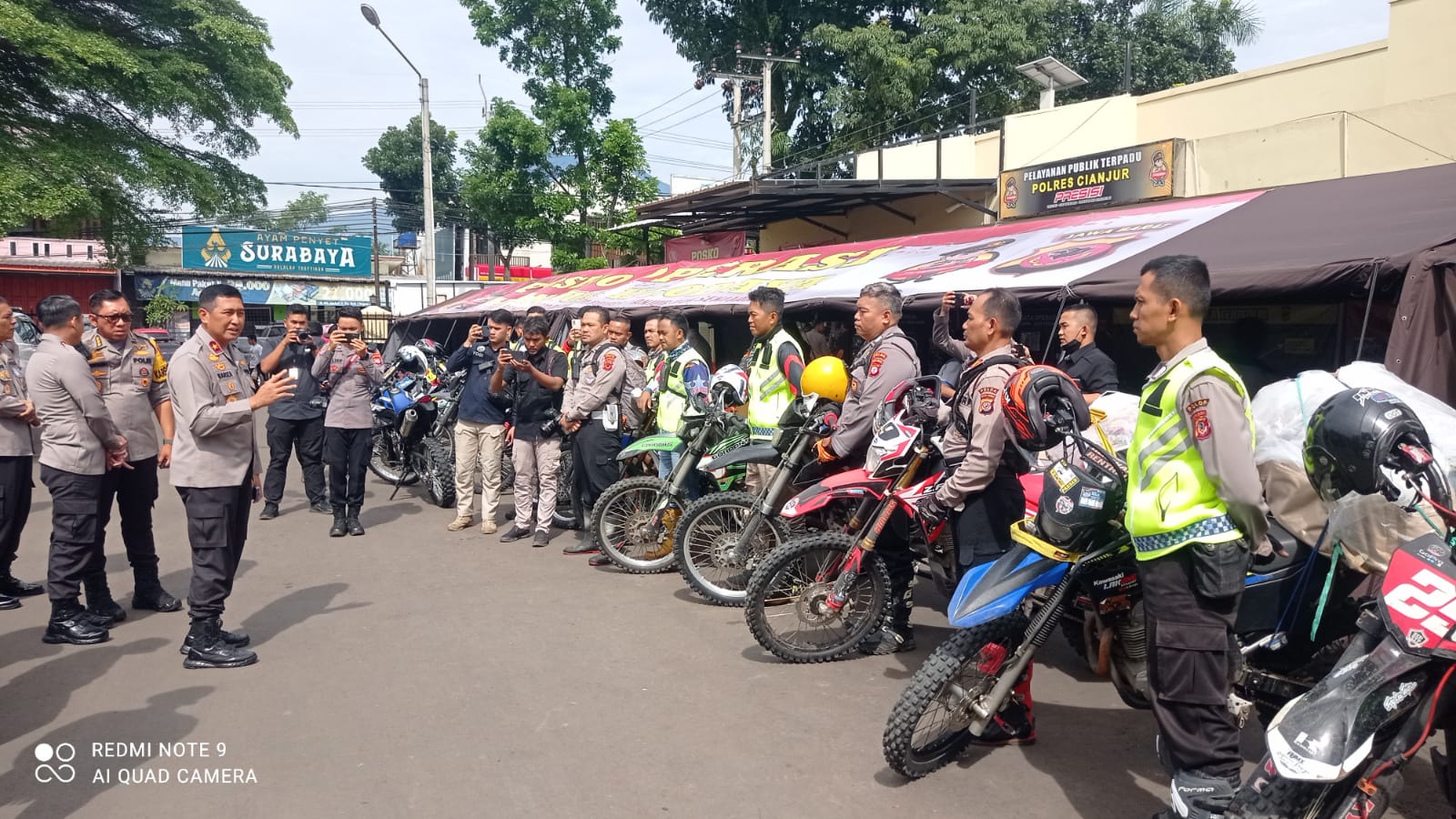 Polisi Gandeng Komunitas Trail Salurkan Bantuan Gempa Cianjur