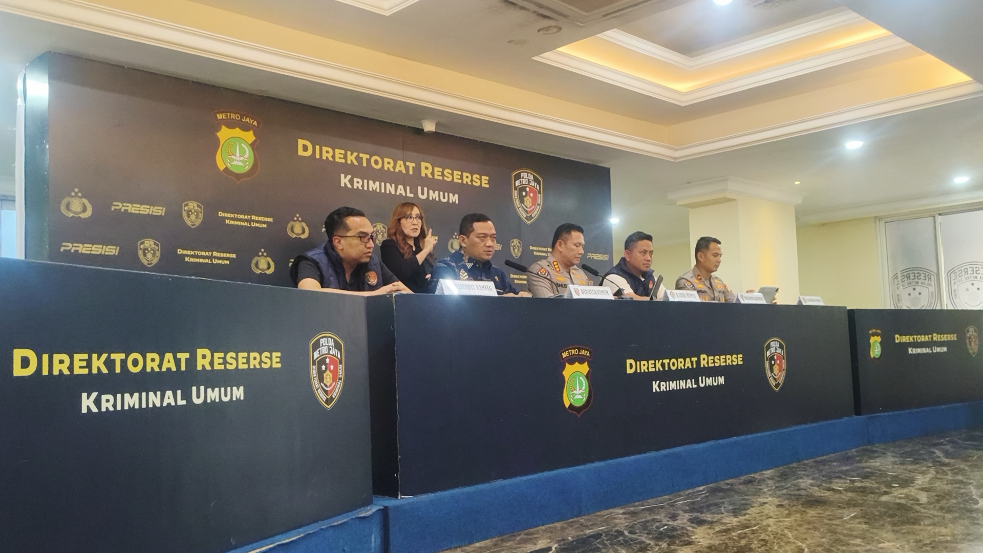 Alasan Polisi Tangkap Roy Suryo dan Dokter Tifa: Mau Dilimpahkan ke Jaksa