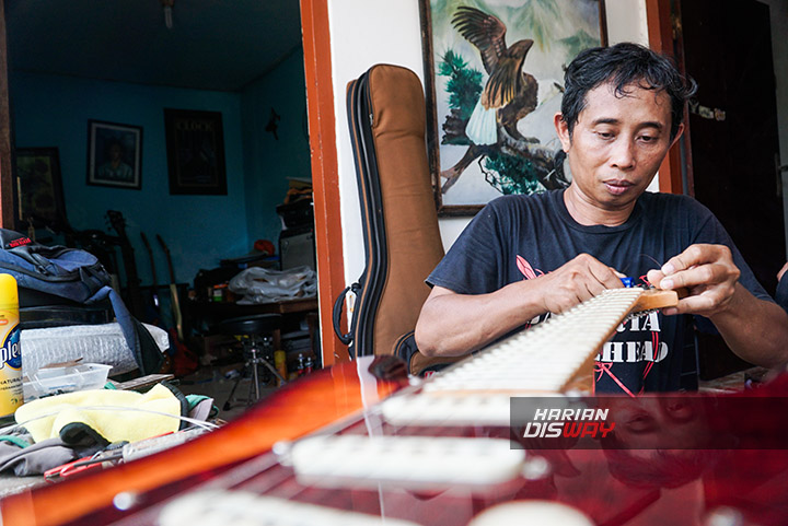 Farid Ayik, Musisi dan Teknisi Gitar Kelas Dunia (2): Tahu Orisinal Tahu KW