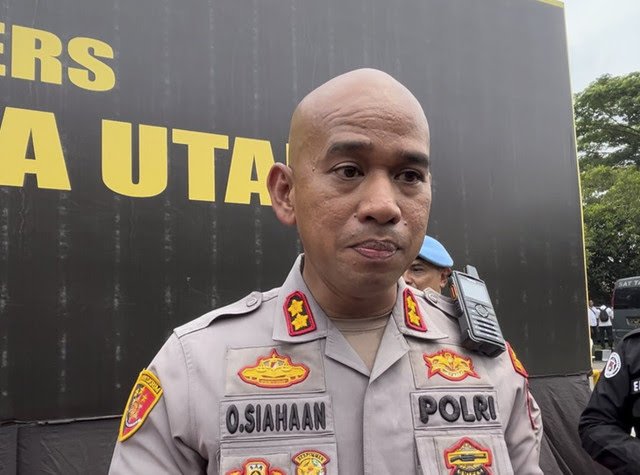 Mobil Dinas Kapolres Belawan Diserang Kelompok Tawuran di Tol Medan
