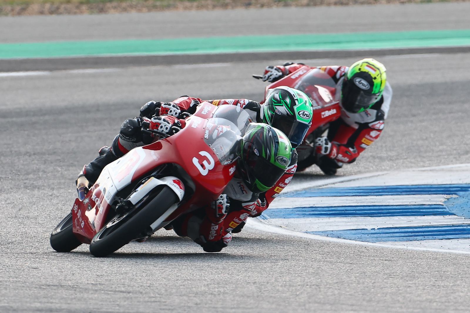 Moto4 Asia Cup 2026: Merah Putih Berkibar di Buriram Usai Aksi Dramatis Bintang Pranata di Tikungan Akhir