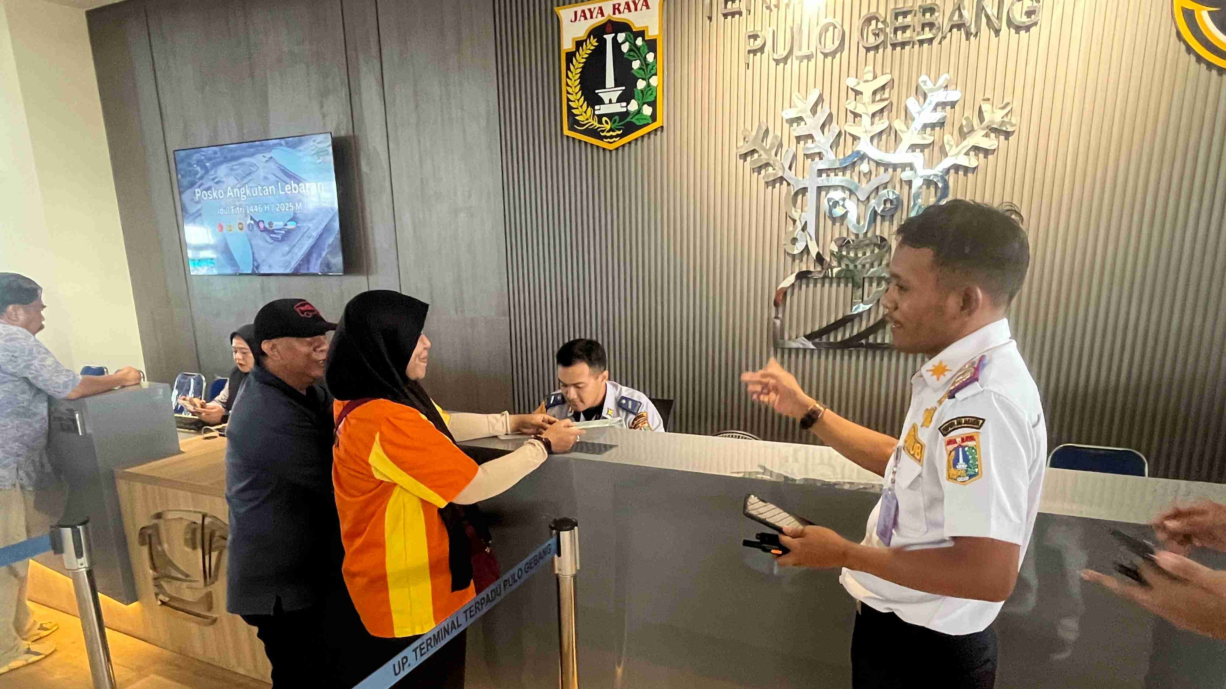 Jaga Terminal Terpadu Pulogebang Siapkan, Petugas Patroli 4 Shift untuk Jamin Keamanan Pemudik