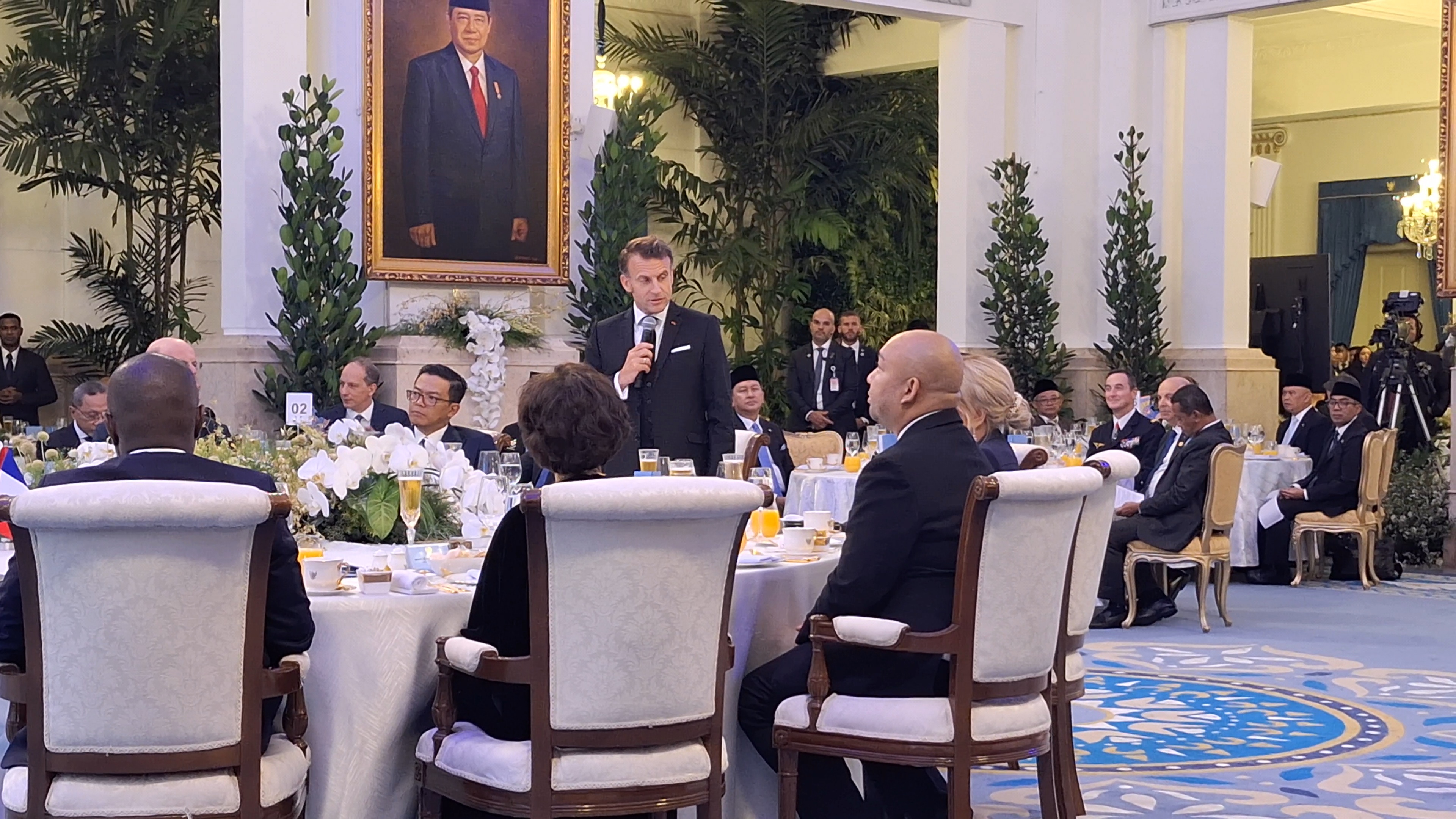 Di Hadapan Prabowo, 12.000 Km Tak Menghalangi Hati Macron: Jarak Memisahkan Ibu Kota tapi Tetap Terhubung Sejarah