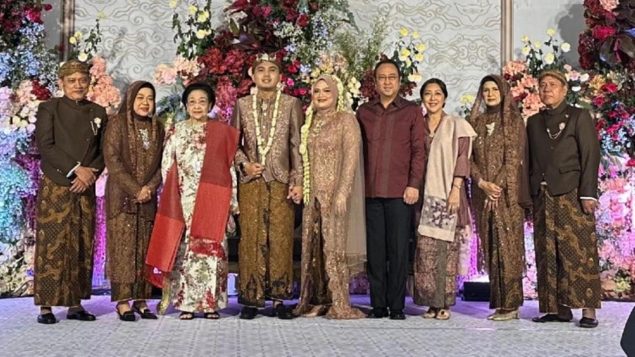 Megawati Soekarnoputri dan Para Petinggi PDIP Turut Restui Pernikahan Putri Tri Rismaharini 