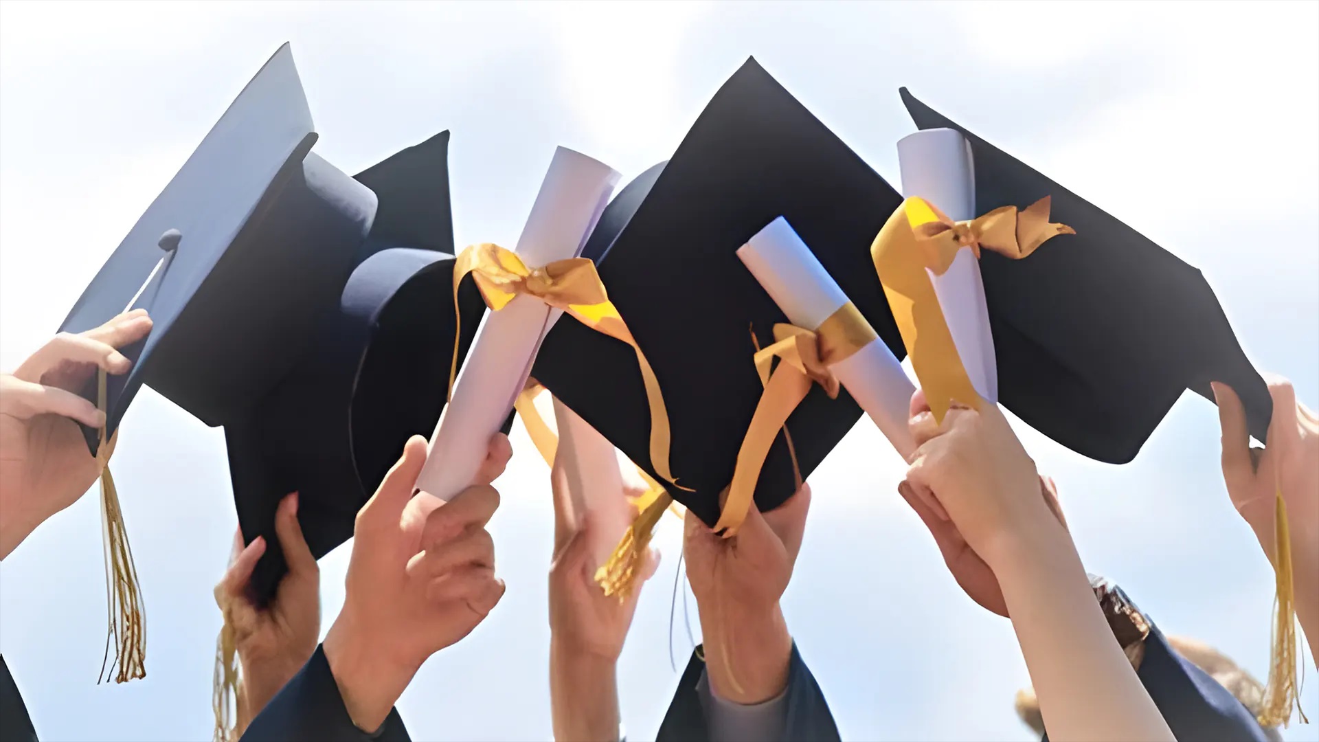 Merancang Skema Pendidikan Tinggi Gratis