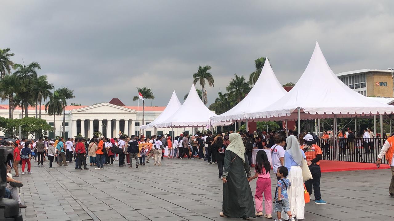 Pendukung Paslon Meriahkan Deklarasi Pilkada Damai Pemilihan Gubernur dan Wakil Gubernur Jakarta di Kota Tua 