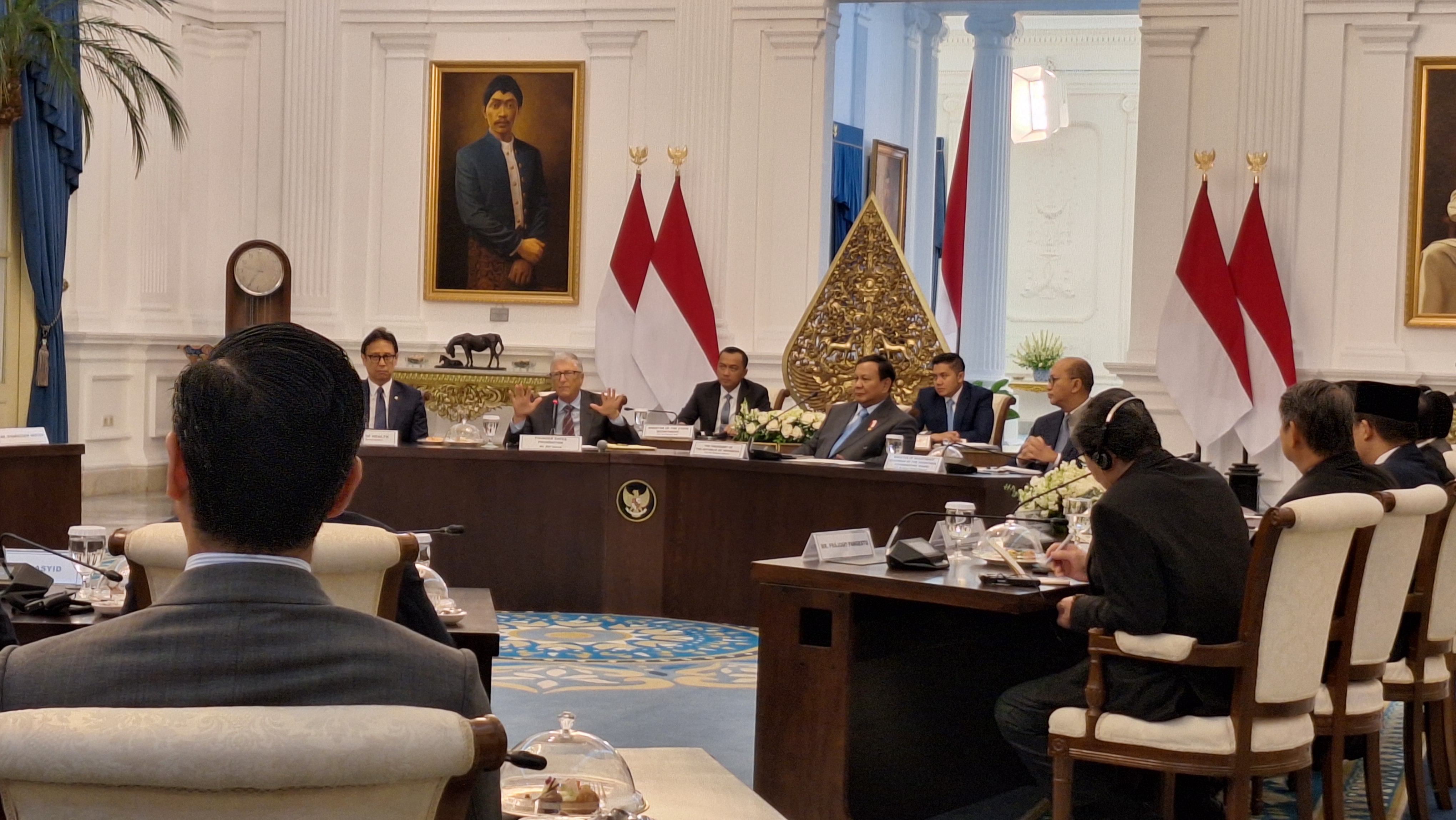 Prabowo Bakal Beri Tanda Kehormatan Tertinggi untuk Bill Gates, Ini Alasannya