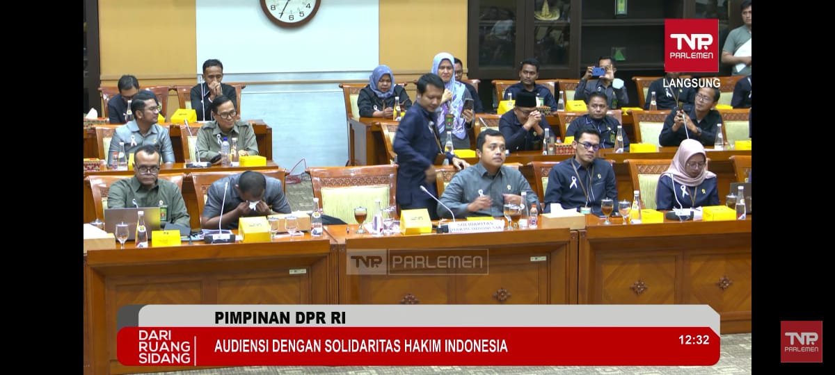 Tangis Perwakilan Hakim Saat Prabowo Berjanji Komitmen Perbaiki Nasib Para Hakim