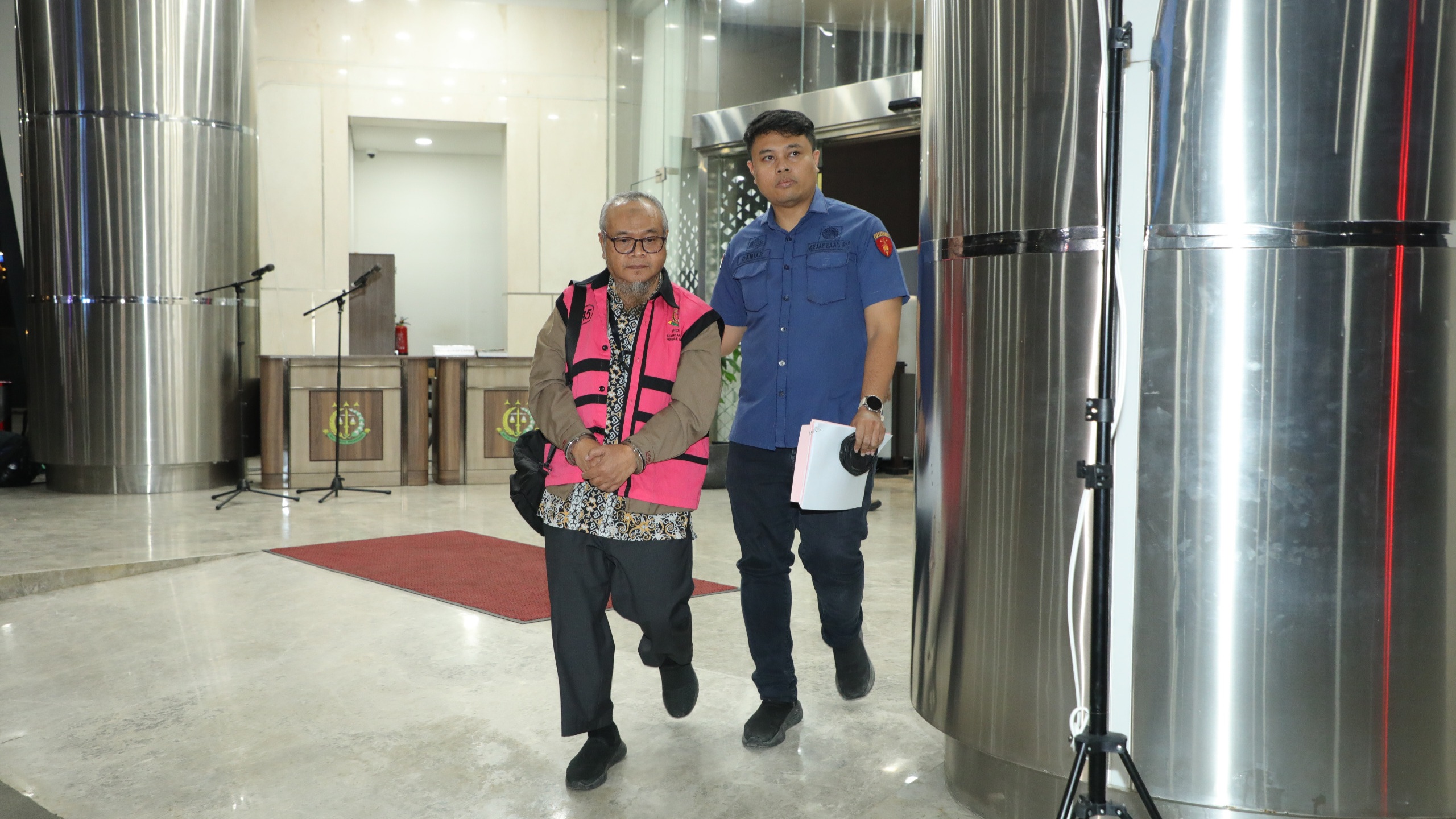 Kejagung Tetapkan 7 Tersangka dalam Kasus Petral, Ada Nama Riza Chalid!