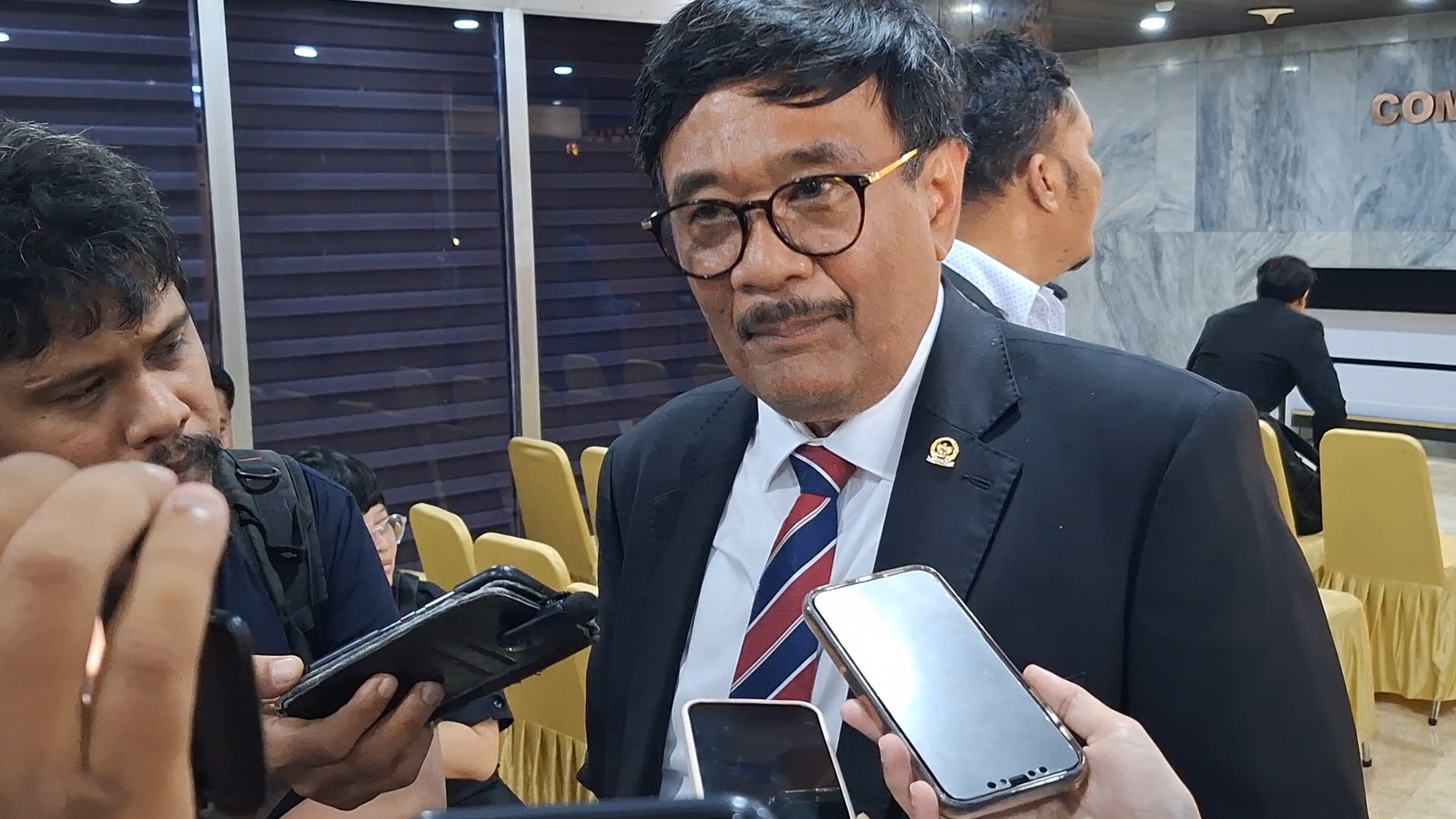 Djarot Sentil Rencana Penulisan Ulang Sejarah RI: Bukan His Story Mereka yang Menang!