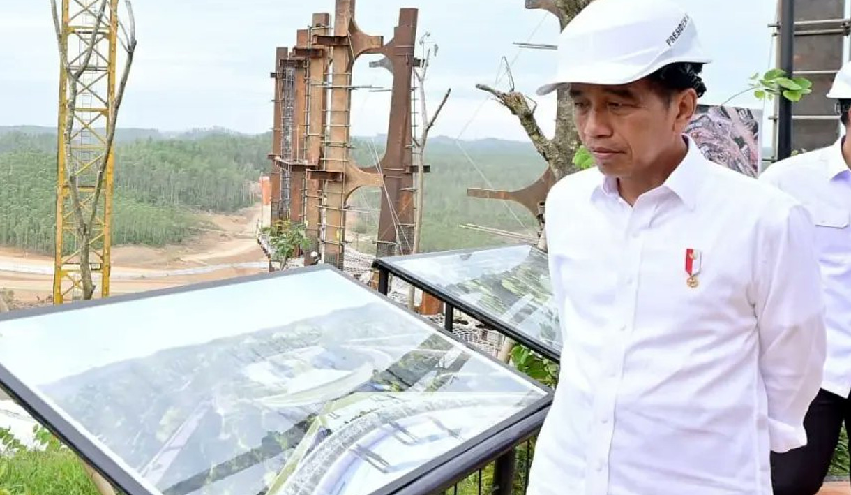 Isu Jokowi Pindah ke Golkar Ditepis Ketum Projo: Lebih Baik Seperti Sekarang