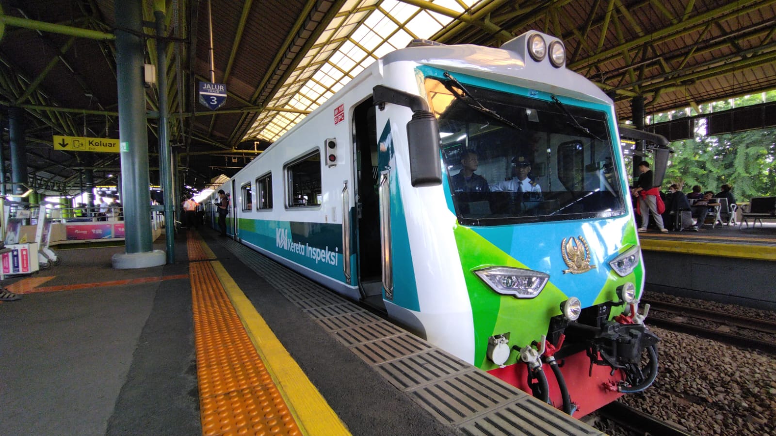 KAI Turunkan Kereta Inspeksi, Cek Kesiapan Angkutan Nataru di Jalur Selatan dan Utara Pulau Jawa