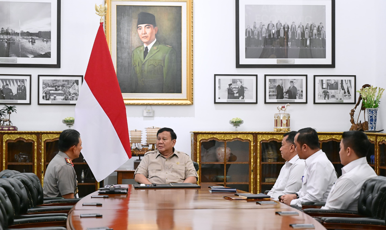 Karhutla Terus Membara, Prabowo Perintahkan Operasi Modifikasi Cuaca Pakai Dry Ice
