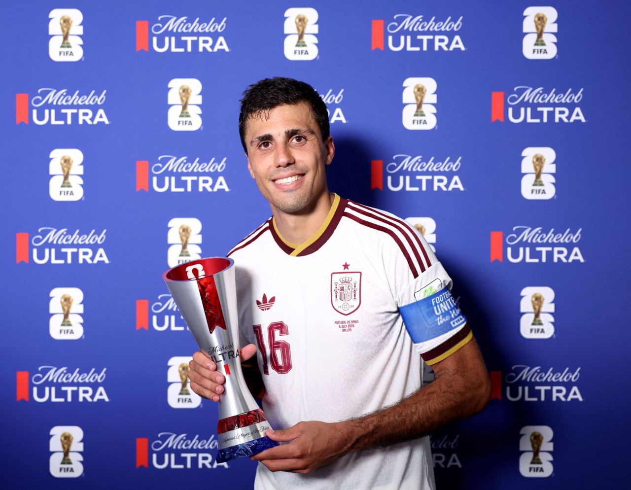 Rating Pemain Spanyol yang Singkirkan Portugal: Merino Super Sub, Rodri MVP!