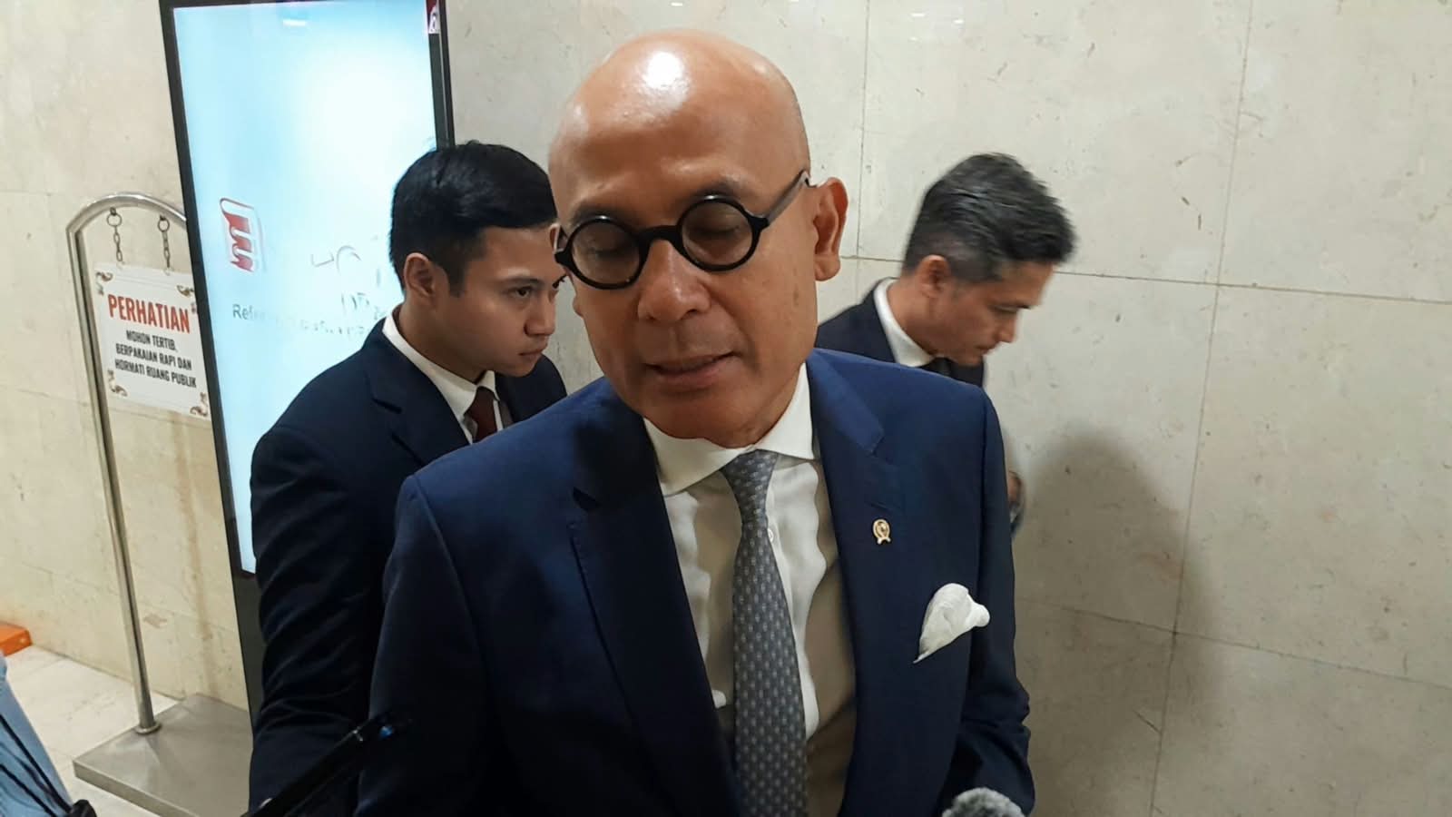 Menlu: Prabowo Setujui Bantuan Luar Negeri Atasi Karhutla di Indonesia