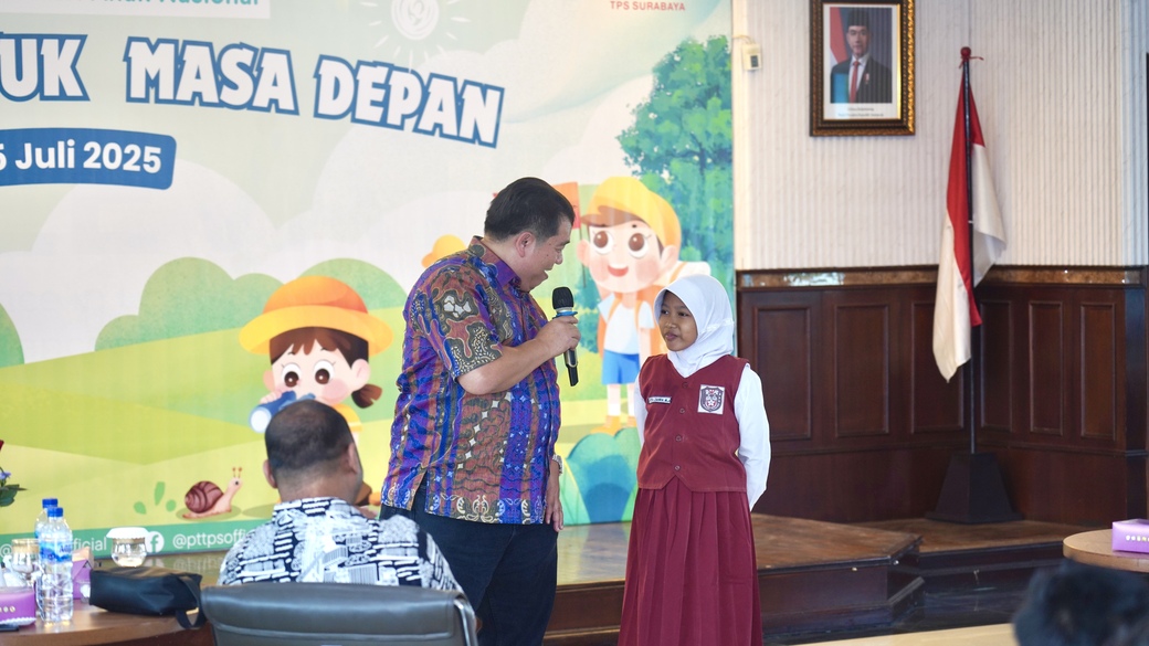 Peringati Hari Anak Nasional, TPS Menyelenggarakan Pelatihan Literasi Siswa-Siswi Berprestasi