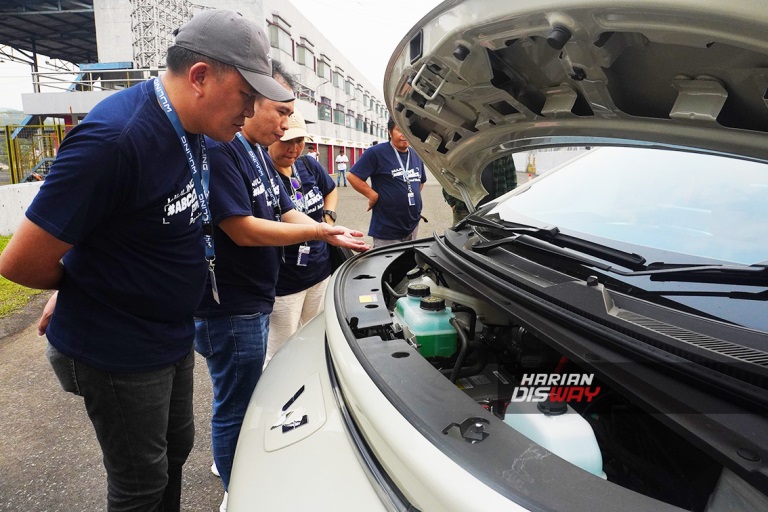 Wuling Kuatkan Iklim Kendaraan Listrik di Indonesia: Perkuat Komitmen, Produksi Baterai