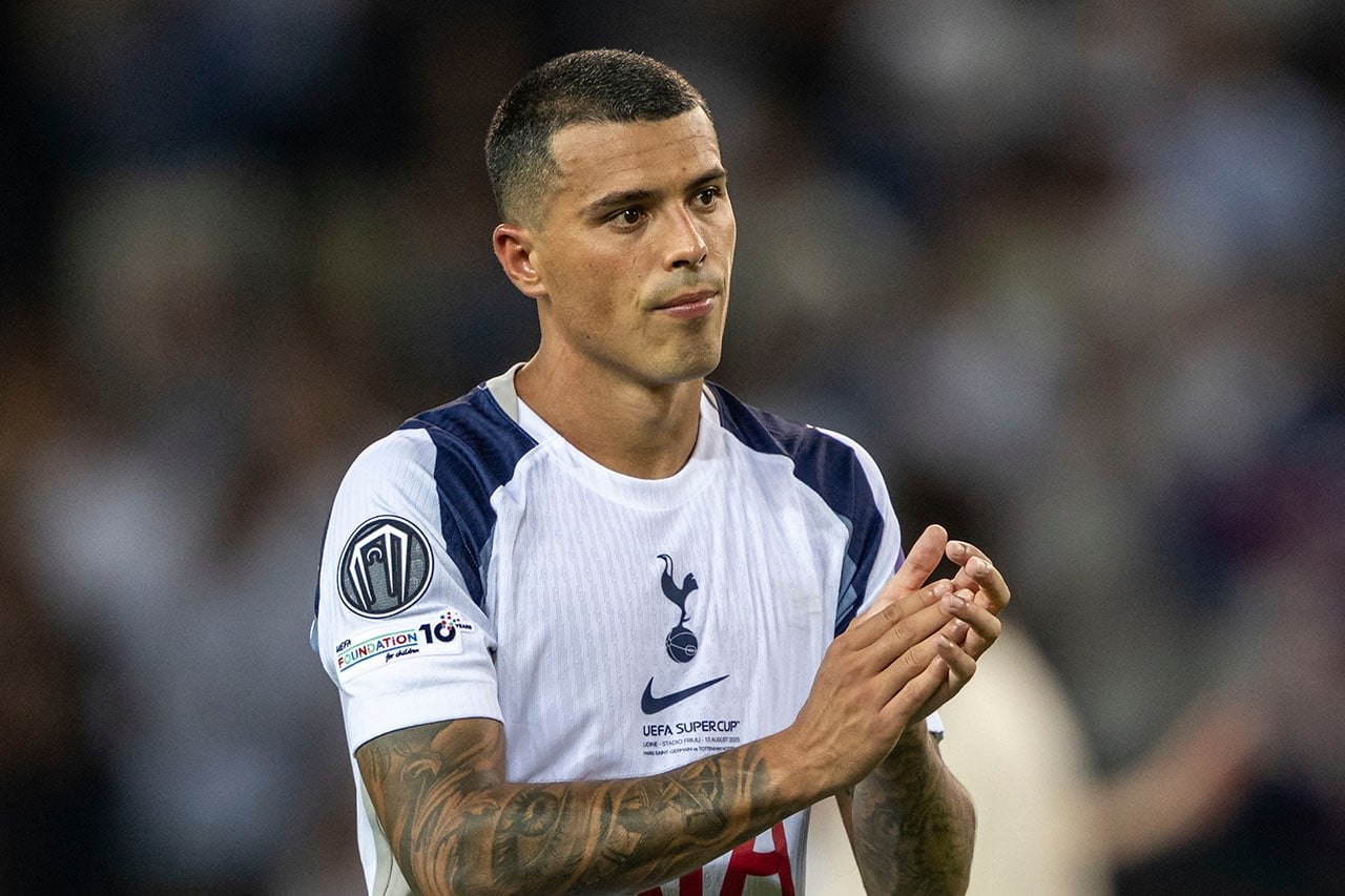 Cari Suksesor Carvajal, Real Madrid Incar Pedro Porro dari Tottenham