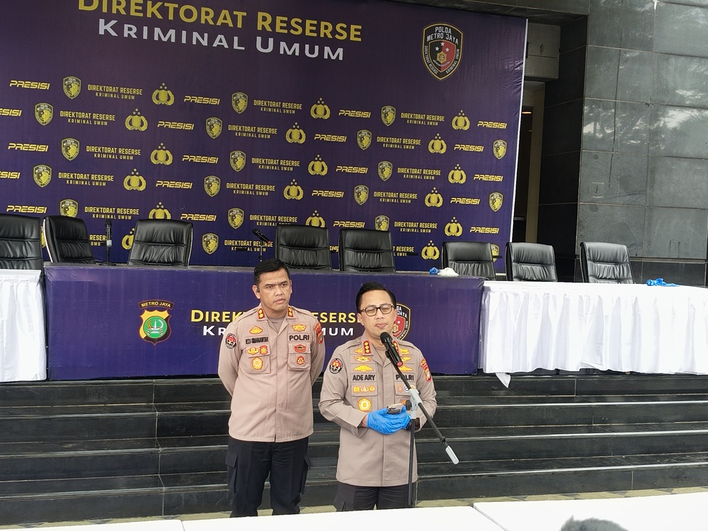 Rismon Hasiholan Penuhi Panggilan Polisi Soal Tudingan Ijazah Palsu Jokowi