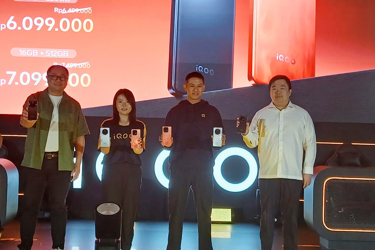 Dilengkapi Baterai Tahan Lama, iQOO Z10 dan iQOO Neo 10 Resmi Hadir di Indonesia