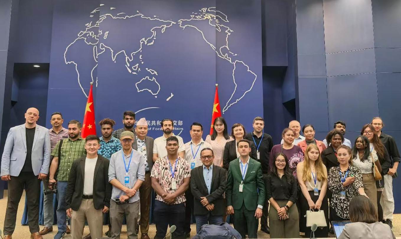 Harian Disway di China International Press Communication Center (CIPCC) (110): Mulai Susun Kepingan Kenangan