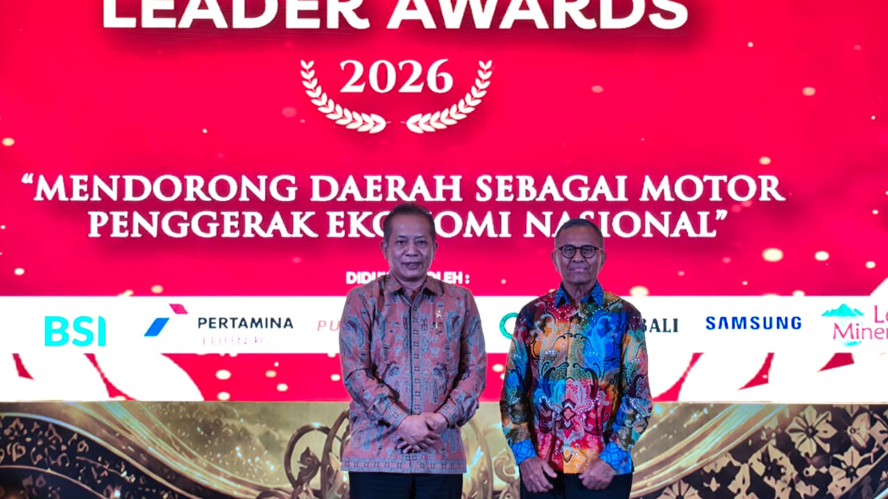 Apresiasi Disway Top Regional Leader Awards, Menkop Ferry Ungkap Progres Koperasi Desa Merah Putih