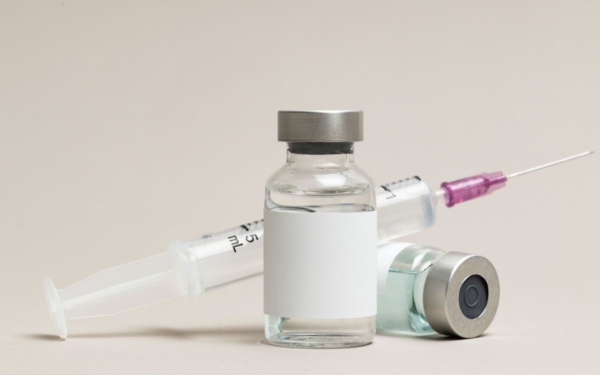 Vaksin Covid-19 AstraZeneca Punya Berbagai Dampak Seperti Pembekuan Darah, Ini Potensi Risikonya di Wilayah Indonesia
