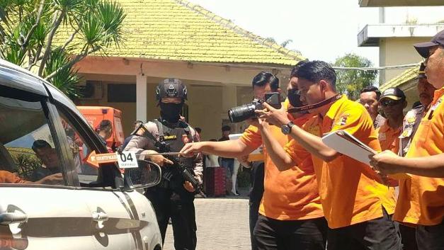 Polda Jatim Gelar Rekonstruksi Mutilasi Koper Merah Ngawi