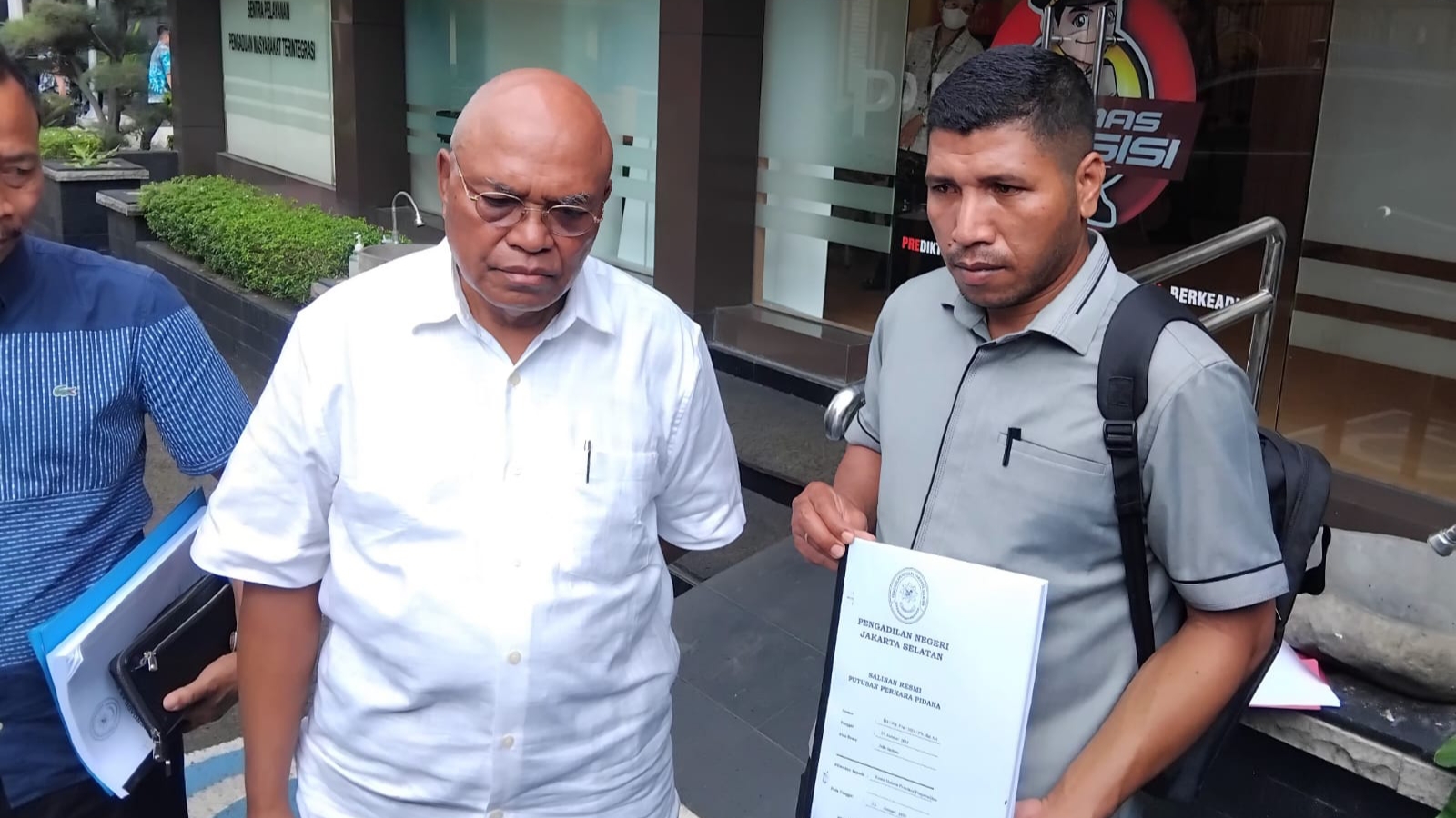 Julia Santoso Tetap Ditahan Meski Menang Praperadilan, Selestinus Bakal Lapor DPR dan Kompolnas!