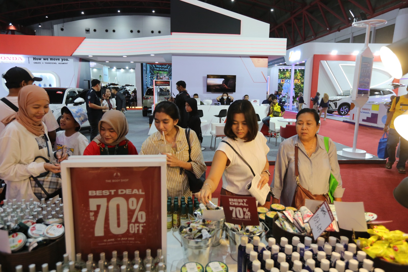 Jakarta Fair 2024 Jadi Ajang Berburu Produk Kecantikan