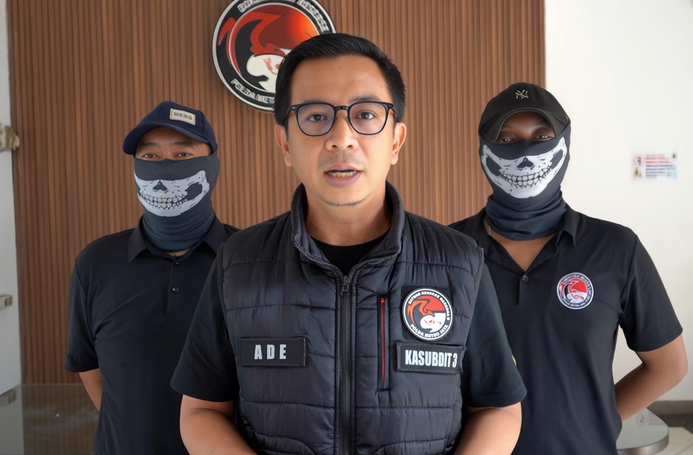 Polda Metro Jaya Bongkar Pabrik Narkotika Etomidate di Jaksel, WN Malaysia Diciduk!