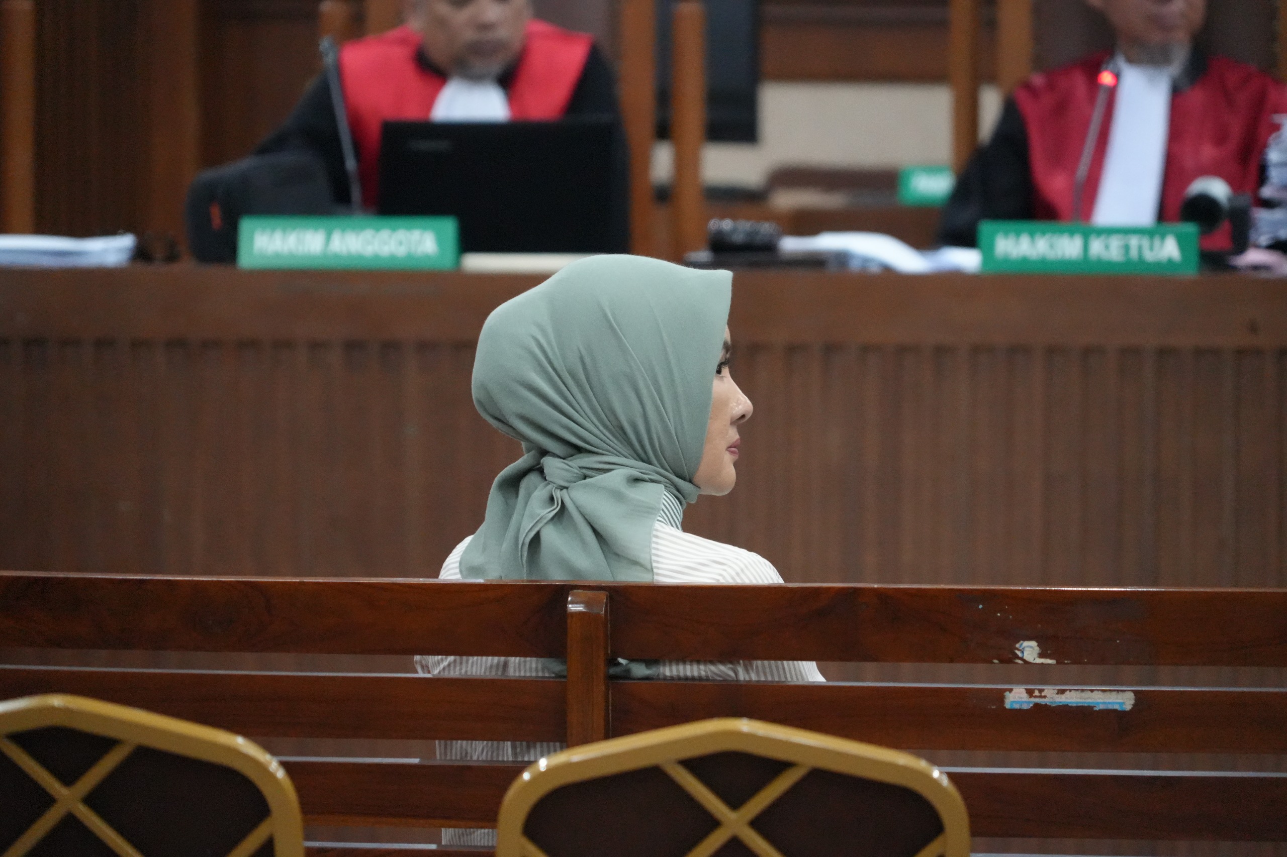 JPU Gali Keterangan Saksi Nicke Widyawati dalam Sidang Kasus Tata Kelola Minyak